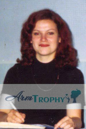 67654 - Natalya Age: 30 - Russia