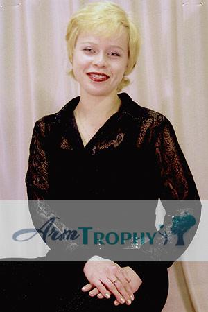 67722 - Natalia Age: 35 - Russia