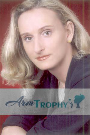 67928 - Viktoria Age: 45 - Russia