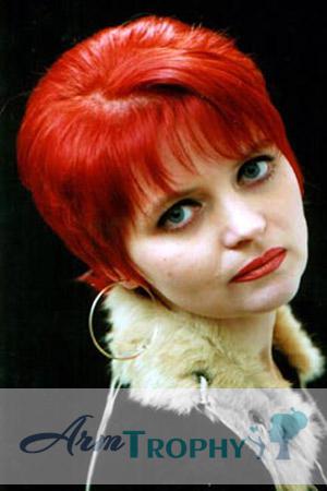 68041 - Irina Age: 34 - Russia