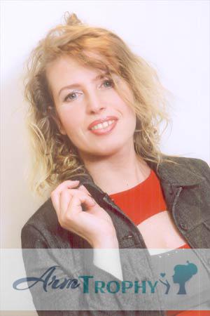 68094 - Elena Age: 50 - Russia