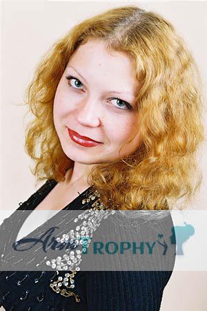 68119 - Svetlana Age: 27 - Ukraine