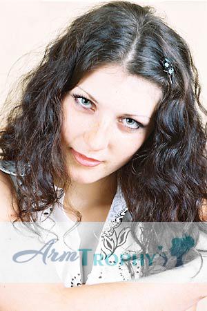 68136 - Diana Age: 28 - Ukraine