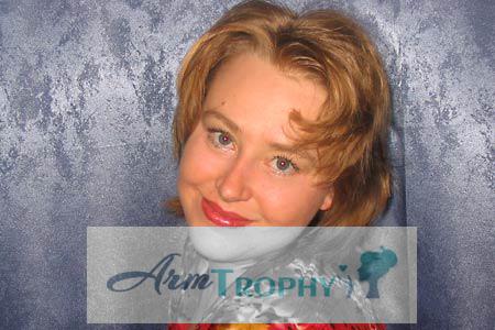 68147 - Svetlana Age: 35 - Russia
