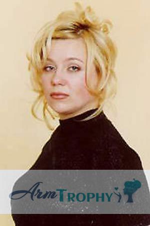 68442 - Olga Age: 35 - Russia