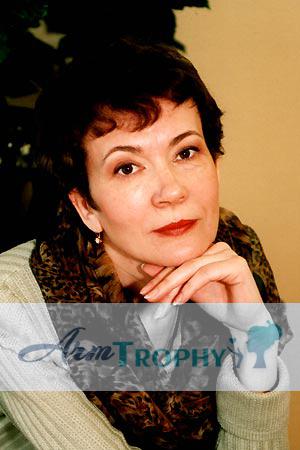 69130 - Svetlana Age: 44 - Russia