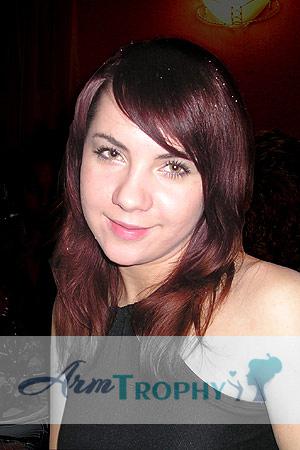 69164 - Lyubov Age: 32 - Russia