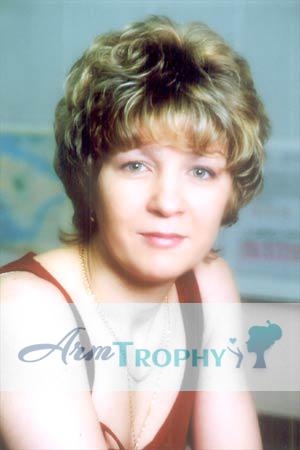 69282 - Svetlana Age: 44 - Russia