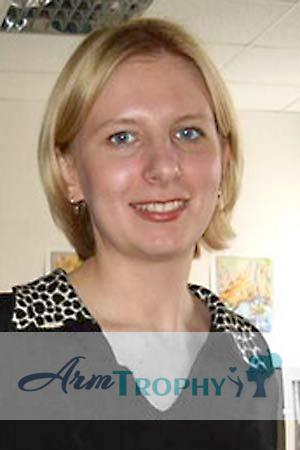 69460 - Elena Age: 32 - Russia