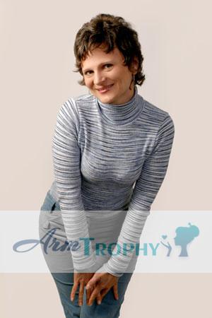 69540 - Olga Age: 45 - Russia