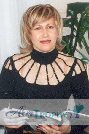 69688 - Olga Age: 41 - Russia