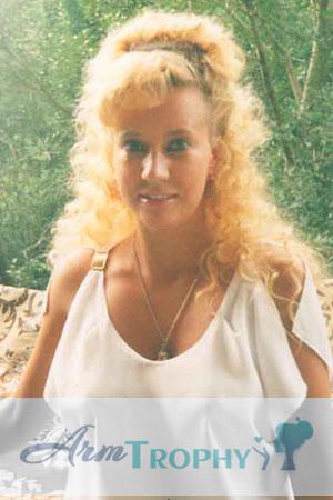 69691 - Natalia Age: 36 - Russia