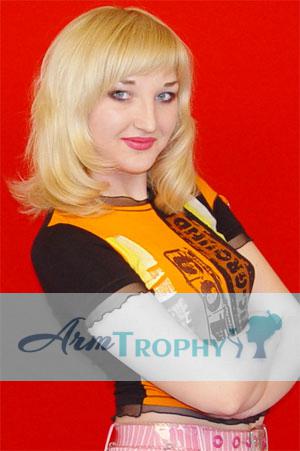 69737 - Alyona Age: 27 - Ukraine