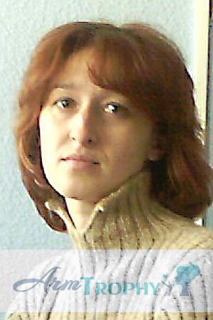 69751 - Elena Age: 39 - Russia