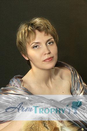 70098 - Galina Age: 39 - Russia