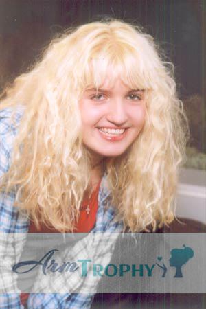 70183 - Vasilisa Age: 26 - Russia