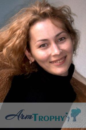 70238 - Marina Age: 35 - Russia