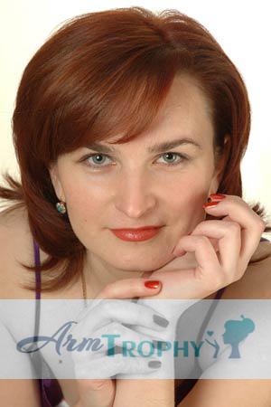 70243 - Elena Age: 42 - Russia