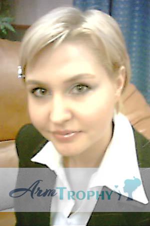 70403 - Alena Age: 34 - Russia