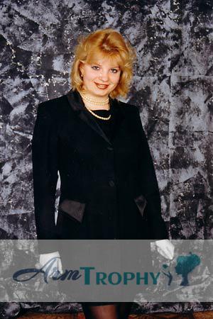 70890 - Lilia Age: 34 - Russia