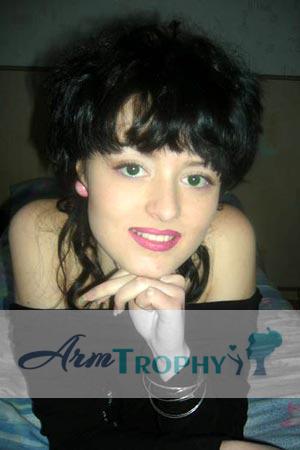 71153 - Oksana Age: 21 - Russia