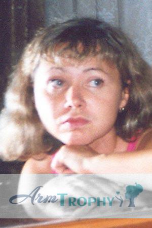 71225 - Natalia Age: 45 - Russia