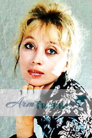 71265 - Svetlana Age: 43 - Russia