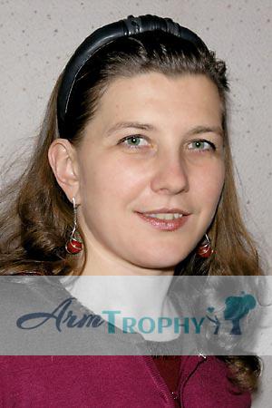 71426 - Tatiana Age: 44 - Russia