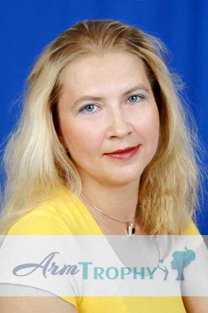 71559 - Ludmila Age: 45 - Russia