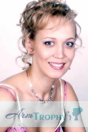 71917 - Marina Age: 38 - Russia