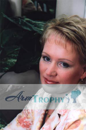 71972 - Larisa Age: 49 - Russia