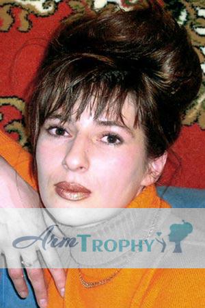 72057 - Svetlana Age: 37 - Russia