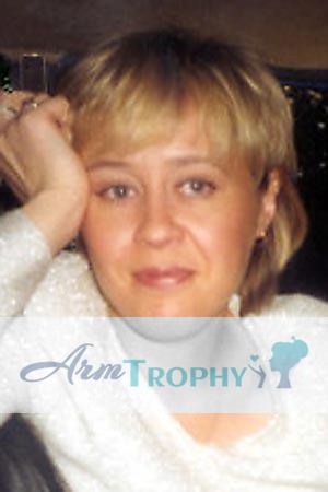 72504 - Svetlana Age: 47 - Russia