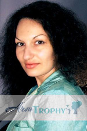 72508 - Lidia Age: 39 - Russia