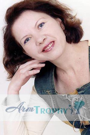 72522 - Liniza Age: 49 - Russia