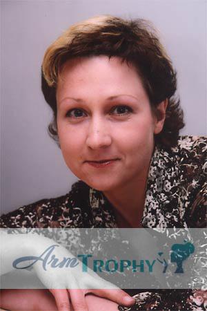 72630 - Vitaliya Age: 41 - Russia