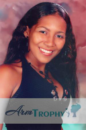 72768 - Johanna Age: 20 - Colombia