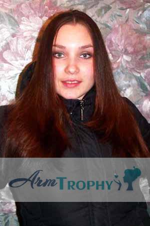 73016 - Elena Age: 33 - Russia