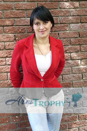 73159 - Svetlana Age: 30 - Russia