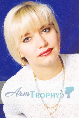 73312 - Elena Age: 40 - Ukraine