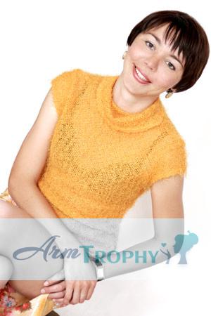73335 - Elena Age: 42 - Russia
