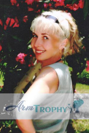 73594 - Olga Age: 44 - Russia