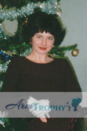 73708 - Svetlana Age: 41 - Russia
