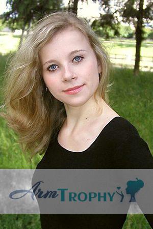 73801 - Elena Age: 24 - Ukraine