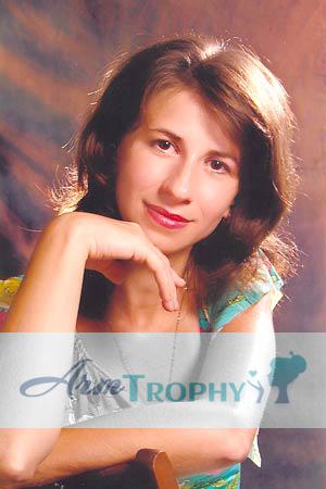 73821 - Natalya Age: 35 - Russia