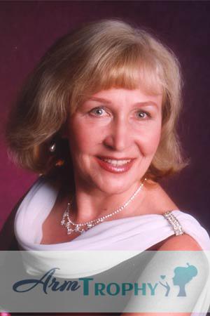 74564 - Elena Age: 61 - Russia