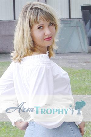 74597 - Ekaterina Age: 28 - Ukraine