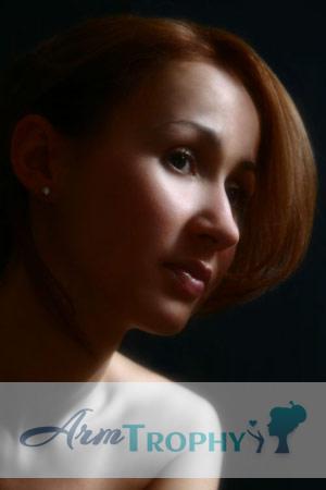 75506 - Regina Age: 35 - Russia