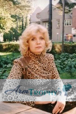 75593 - Nina Age: 52 - Russia