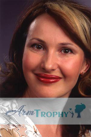 75594 - Svetlana Age: 40 - Russia